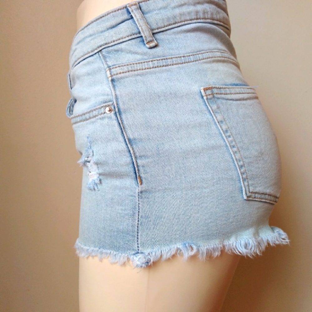 H&M Distress Denim Shorts - Picture 6 of 10